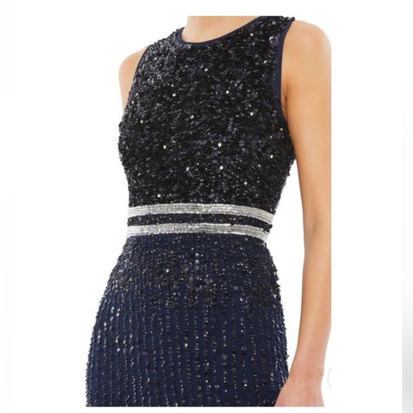 NWT $398 Mac Duggal Sleeveless High Neck Beaded Midi Sheath Dress 10509 Midnight - Picture 3 of 4